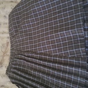 Plaid skirt a little big small